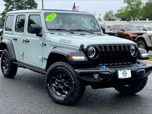 Used 2023 Jeep Wrangler Unlimited w/ Sun & Screen Package AWD/4WD image 2