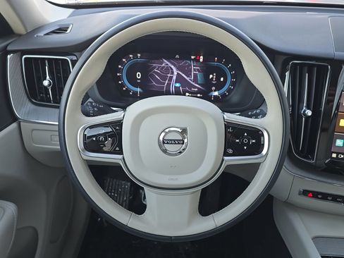 Certified 2025 Volvo XC60 B5 Plus w/ Climate Package image 13