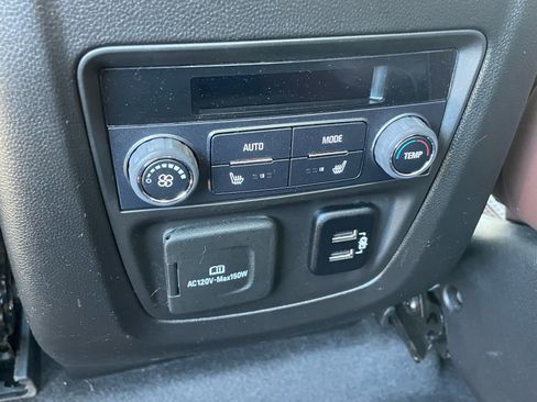 Used 2018 Buick Enclave Avenir w/ Avenir Technology Package image 20