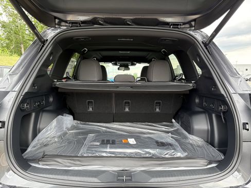 New 2026 Subaru Forester Premium AWD/4WD image 12