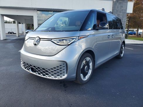 New 2025 Volkswagen ID. Buzz Pro S image 4