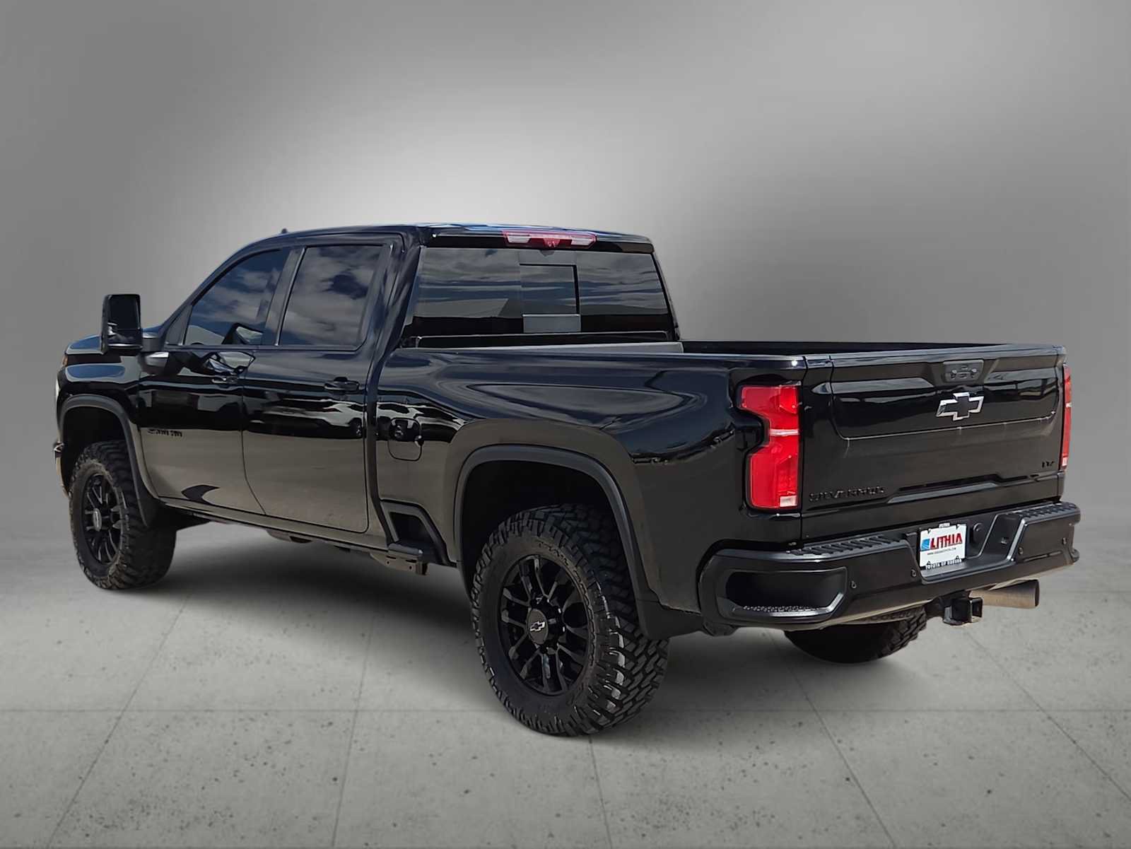Used 2025 Chevrolet Silverado 2500 LTZ w/ Trail Boss Package AWD/4WD image 6