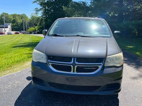 Used 2012 Dodge Grand Caravan SXT FWD image 8