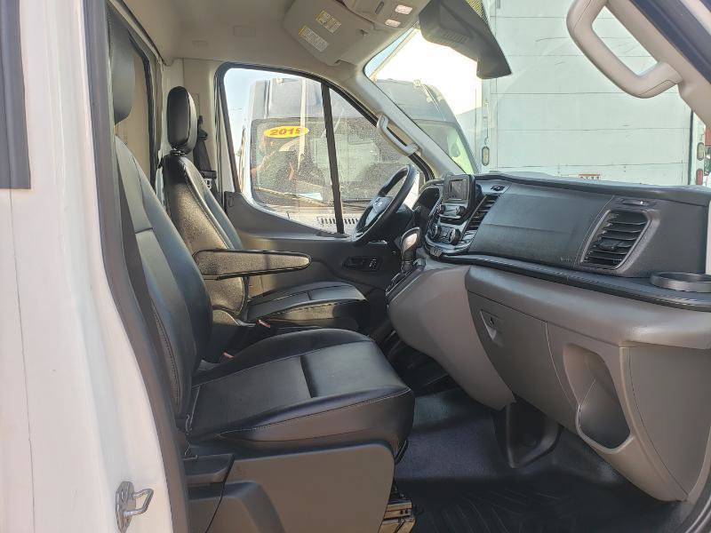Used 2022 Ford Transit 350 DRW RWD image 21