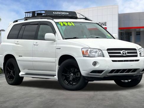 Used 2006 Toyota Highlander 4WD Hybrid image 2