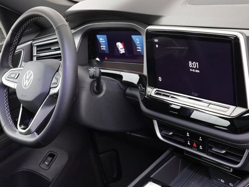 New 2026 Volkswagen Atlas Cross Sport SE image 23