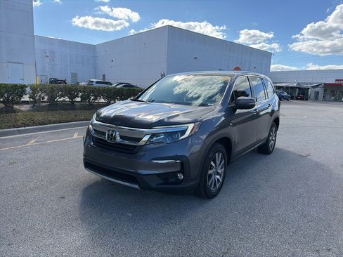 Used 2019 Honda Pilot EX image 1