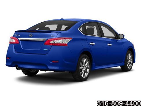 Used 2013 Nissan Sentra SR w/ Premium Pkg image 6