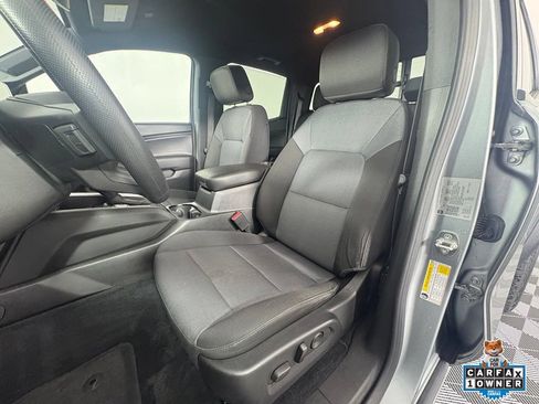 Used 2023 Chevrolet Colorado Trail Boss w/ Technology Package AWD/4WD image 16