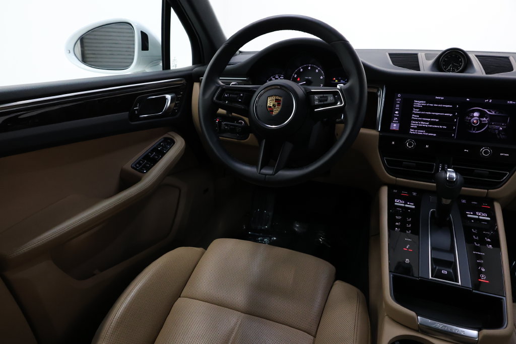 Used 2025 Porsche Macan S AWD/4WD image 71