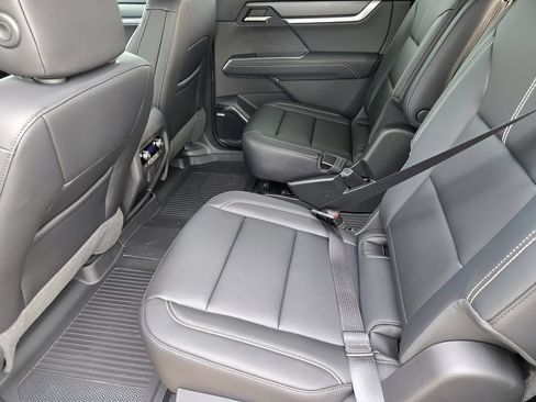 New 2026 GMC Acadia Elevation w/ Elevation Premium Package FWD image 19