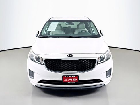 Used 2016 Kia Sedona LX w/ LX Convenience Package image 8