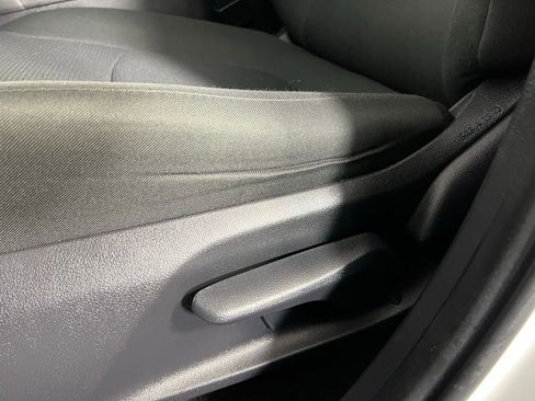 Used 2024 Toyota RAV4 LE image 21