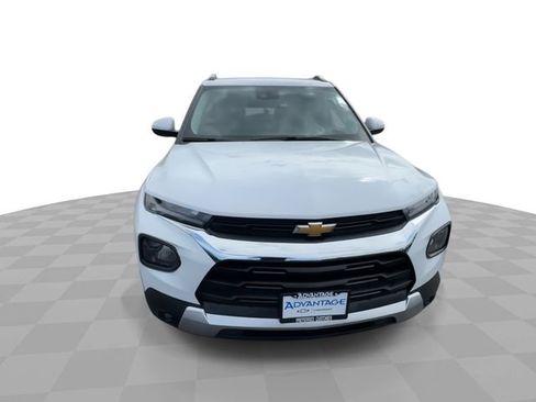 Used 2022 Chevrolet TrailBlazer LT FWD image 3