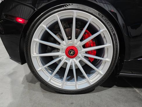 Used 2023 Lamborghini Huracan STO RWD image 67