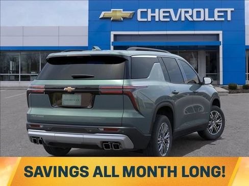 New 2027 Chevrolet Traverse LT FWD image 4