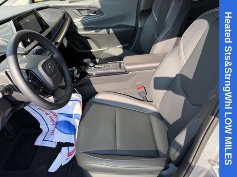 Used 2026 Toyota Prius XLE FWD image 16