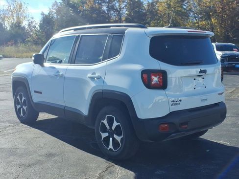 Used 2022 Jeep Renegade Trailhawk image 2