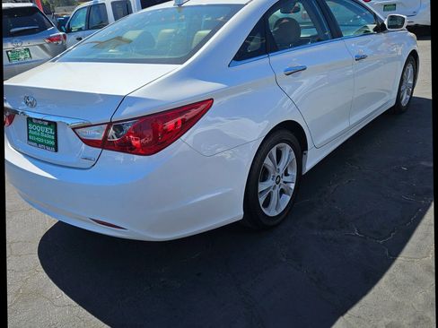 Used 2011 Hyundai Sonata Limited w/ Navigation Pkg 5 image 5