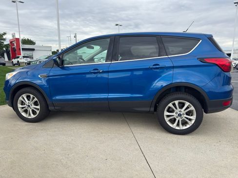Used 2019 Ford Escape SE AWD/4WD image 4