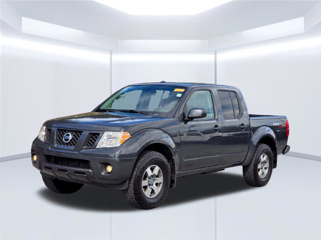 Used 2011 Nissan Frontier PRO-4X AWD/4WD image 2