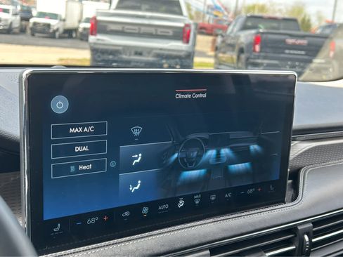 Used 2024 Lincoln Corsair Grand Touring w/ Rear Removable Package Tray image 35