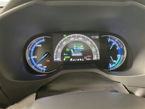Certified 2025 Toyota RAV4 SE w/ Weather & Moonroof Package AWD/4WD image 15
