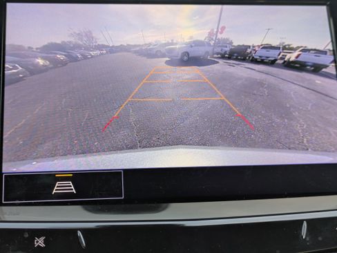 Used 2025 Cadillac XT6 Premium Luxury image 15