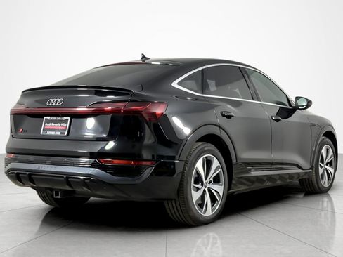 Used 2024 Audi Q8 e-tron Premium Plus w/ Premium Plus Package AWD/4WD image 5