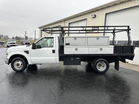 Used 2010 Ford F350 XL image 4
