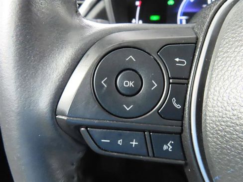 Used 2024 Toyota Corolla Cross AWD Hybrid image 24