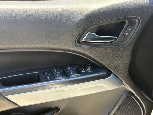Used 2021 Chevrolet Colorado ZR2 w/ ZR2 Dusk Special Edition AWD/4WD image 5