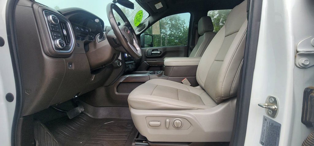 Used 2023 GMC Sierra 3500 SLT w/ SLT Premium Package AWD/4WD image 17