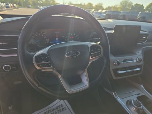 Used 2023 Ford Explorer XLT w/ Equipment Group 202A image 26