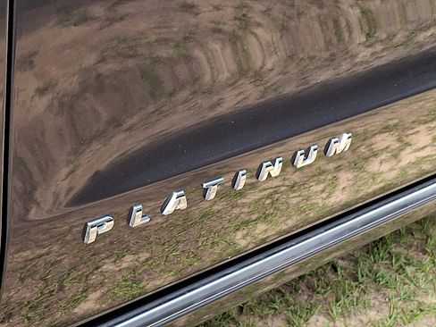 Certified 2021 Ford Expedition Platinum AWD/4WD image 4