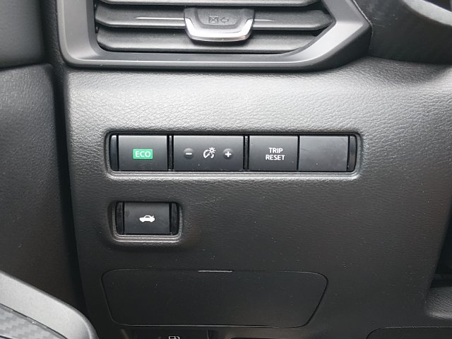 Certified 2025 Nissan Sentra S FWD image 25