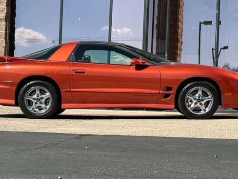 Used 2002 Pontiac Firebird Formula image 14