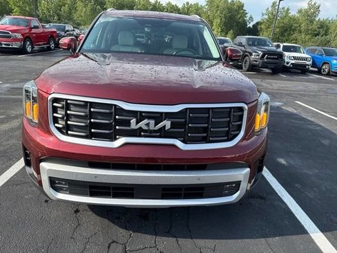Certified 2024 Kia Telluride SX Prestige AWD/4WD image 3