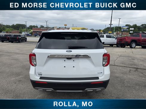 Used 2020 Ford Explorer XLT w/ Equipment Group 202A AWD/4WD image 4