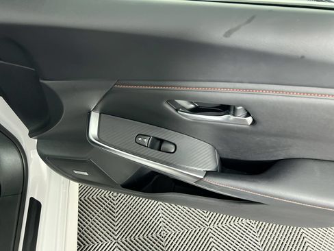Used 2024 Nissan Sentra SR w/ SR Premium Package FWD image 29