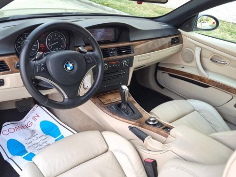 Used 2007 BMW 335i Convertible image 34