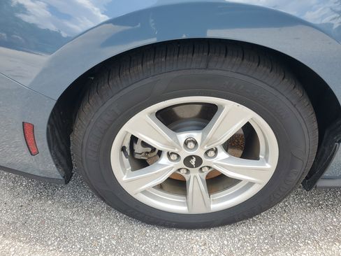 Used 2024 Ford Mustang Coupe RWD image 5