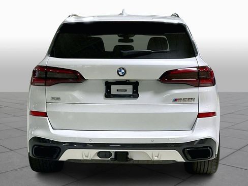 Used 2021 BMW X5 M50i w/ Executive Package image 4