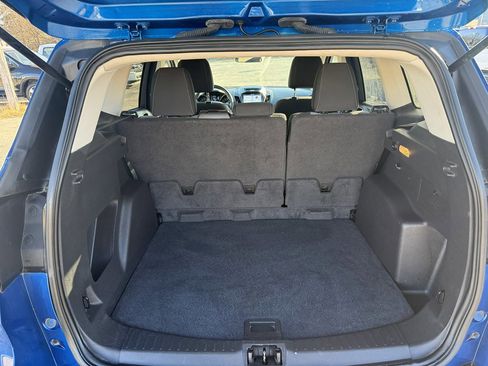 Used 2017 Ford Escape SE w/ Equipment Group 201A image 18