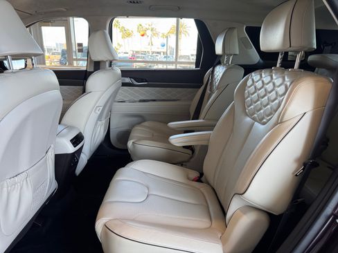 Used 2020 Hyundai Palisade Limited image 17