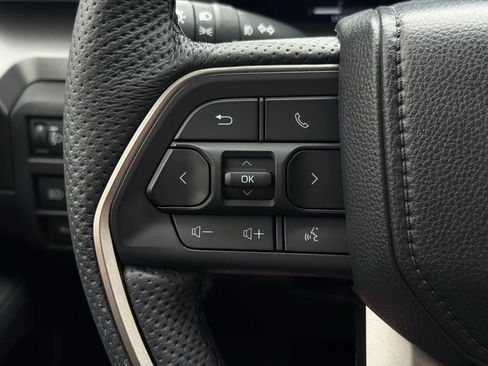 Used 2025 Toyota Tacoma TRD Sport w/ TRD Sport Premium Package image 32