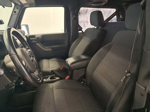 Used 2012 Jeep Wrangler Sport AWD/4WD image 4