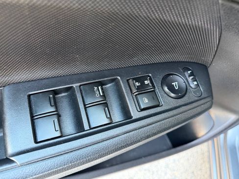 Used 2012 Honda Accord LX image 19