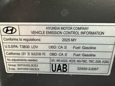 Used 2025 Hyundai Elantra SEL image 64