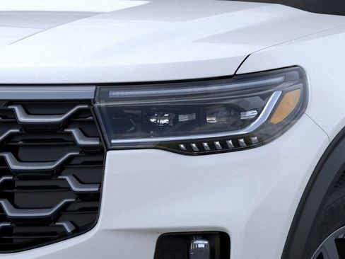 New 2026 Ford Explorer Platinum image 18